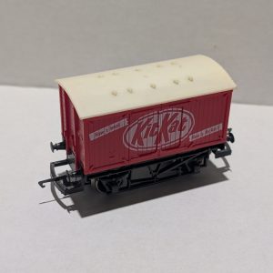 Novelty KitKat Wagon